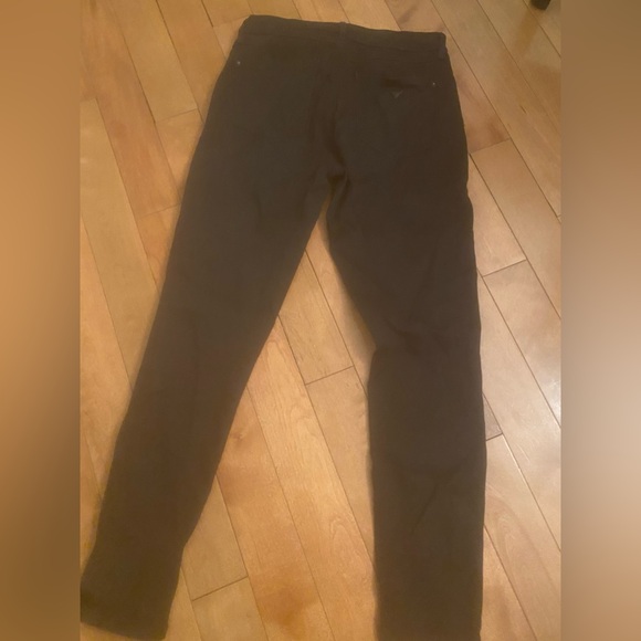 Women’s Black Guess Jeans - Picture 3 of 3